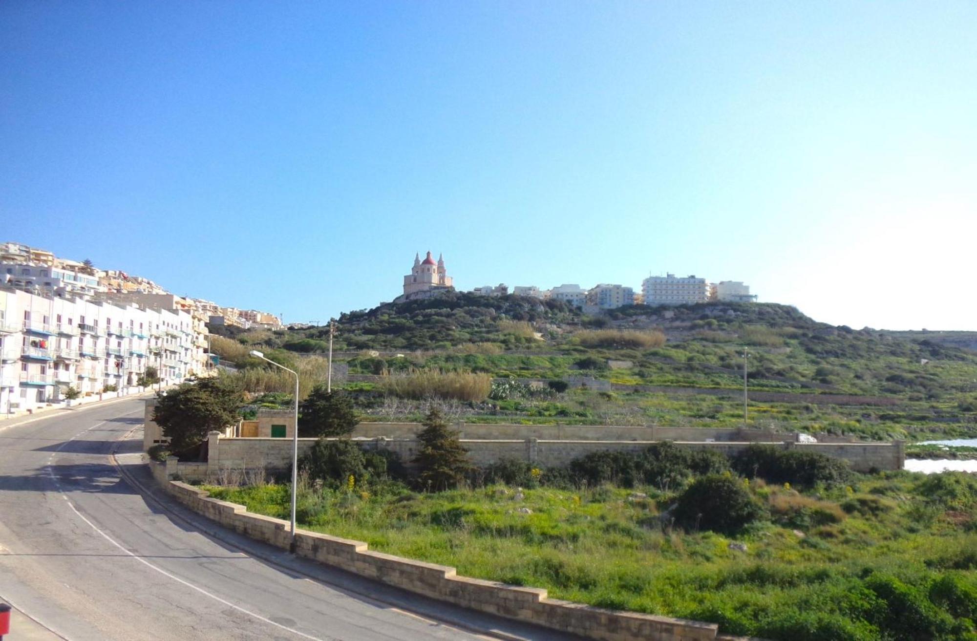 Close To Beach Unique & Cozy Apartment 3 Balconies Country Views Mellieħa Kültér fotó